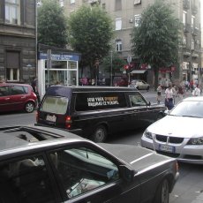 Malo šale za kraj: duhovit natpis naše kolege iz Požarevca.